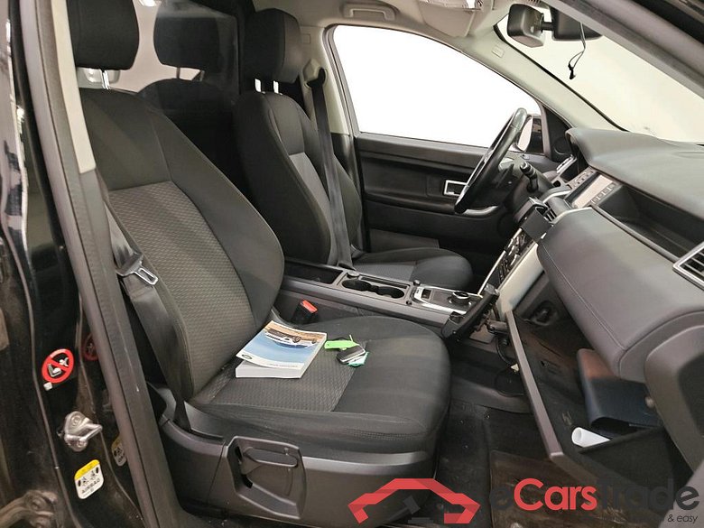 Land Rover Discovery Sport D150 AWD SE auto 5d #3