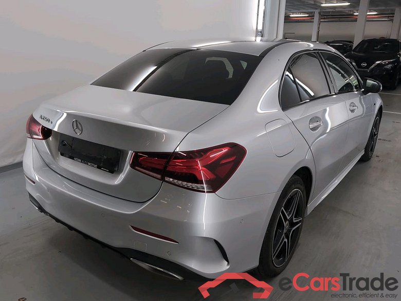 MERCEDES-BENZ A-CLASS LIMOUSINE 1.3 A 250 E BUSINESS SOLUTION DCT #4