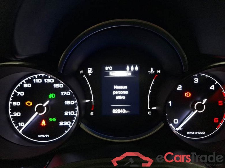 FIAT 500X / 2018 / 5P / CROSSOVER 1.3 MJET 95CV 4X2 BUSINESS #4