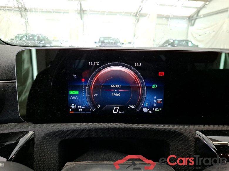 MERCEDES-BENZ Classe A Compact 2018 5P Berline A 250 e Business Line 8GDCT #6