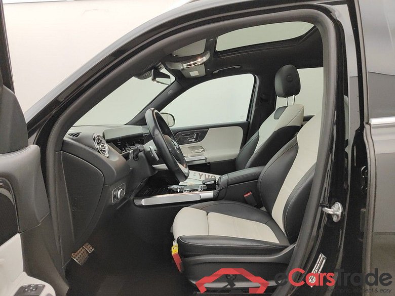 Mercedes-Benz GLB GLB 200 5d #3