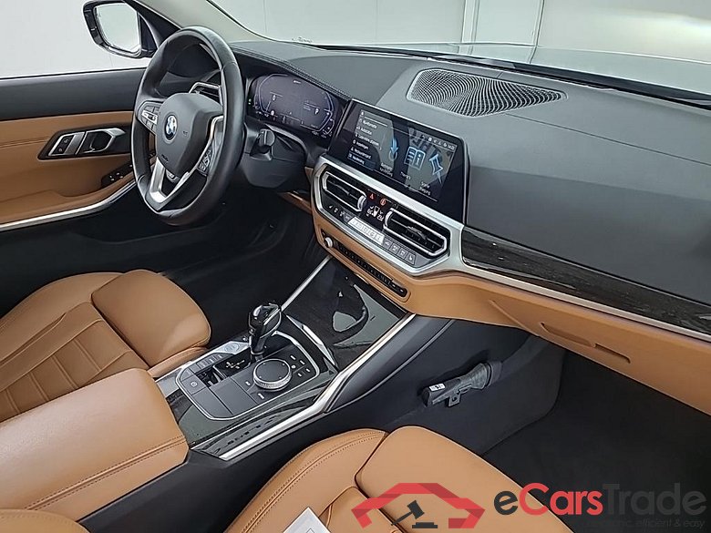 BMW 3 Serie Sedan 330e 4D 215kW #6