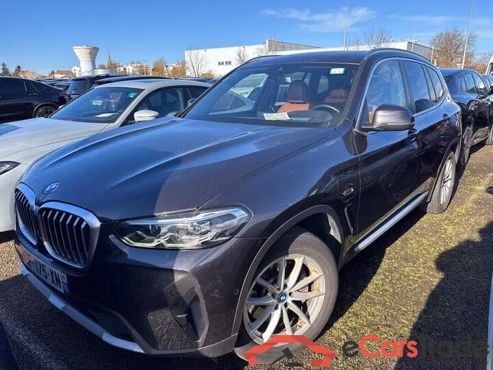 BMW X3 Facelift 2.0 xDrive30e Plug-In Hybrid Design Aut. Pano LED-Xenon Head-Up Navi-Pro Sport-Leather KeylessGo Camera Klima PDC ...