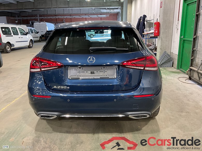 MERCEDES-BENZ A-CLASS 1.3 A 250 E DCT BUSINESS SOLUTION #5