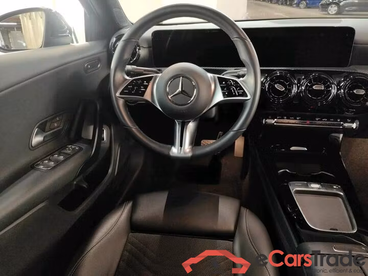 Mercedes A-Klasse Limousine A-Klasse Limousine A 250 e Business Line (PHEV) 160kW/218pk  4D/P Auto-7 #5