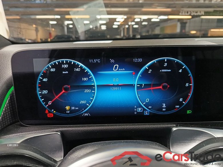 Mercedes-Benz GLB GLB 180 d Business Solution 5d #6