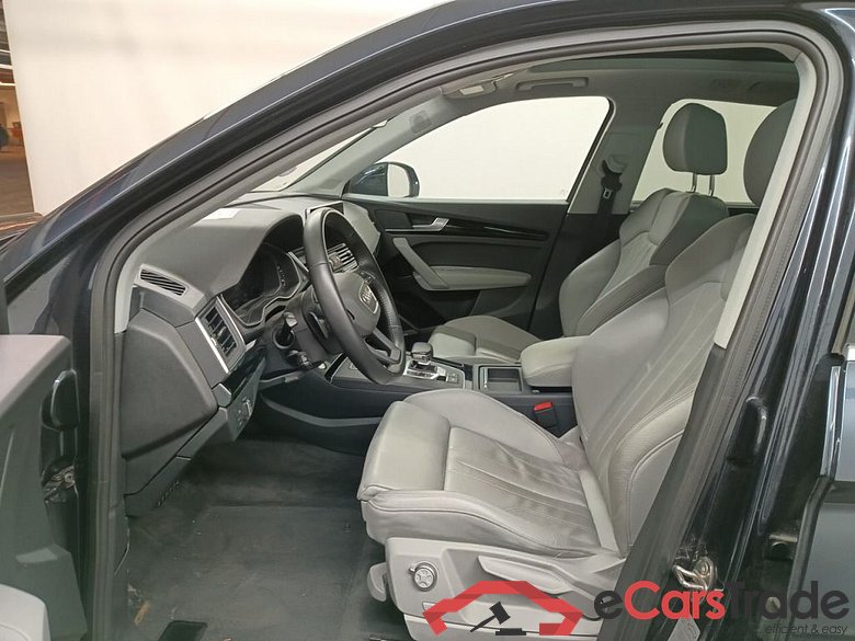 Audi Q5 Sport 55 TFSi e S tronic quattro 5d #3