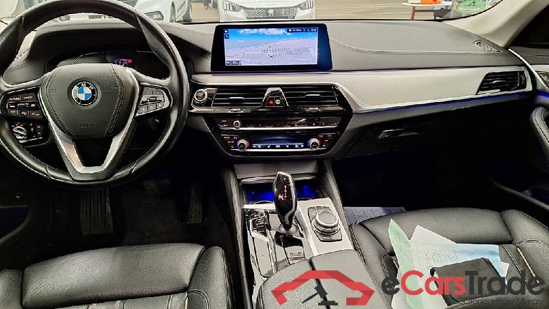 Baureihe 5 Touring 530 d xDrive Luxury Line 3.0 210KW AT8 E6d #3