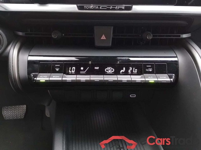 TOYOTA C-HR 1.8 Hybrid 140 Dynamic #6
