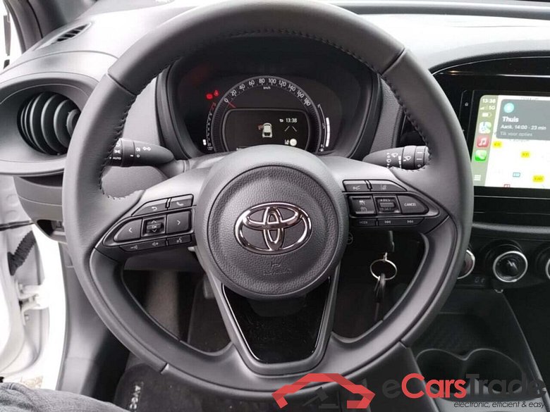 TOYOTA Aygo X 1.0 VVT-i MT Play #6