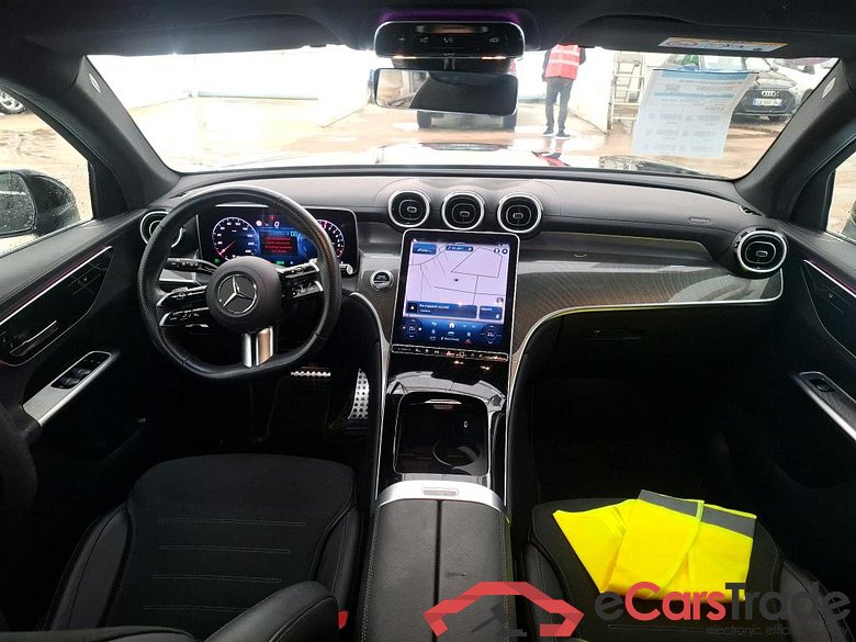 MERCEDES-BENZ GLC / 2022 / 5P / SUV GLC 300 e AMG Line 4MATIC #5