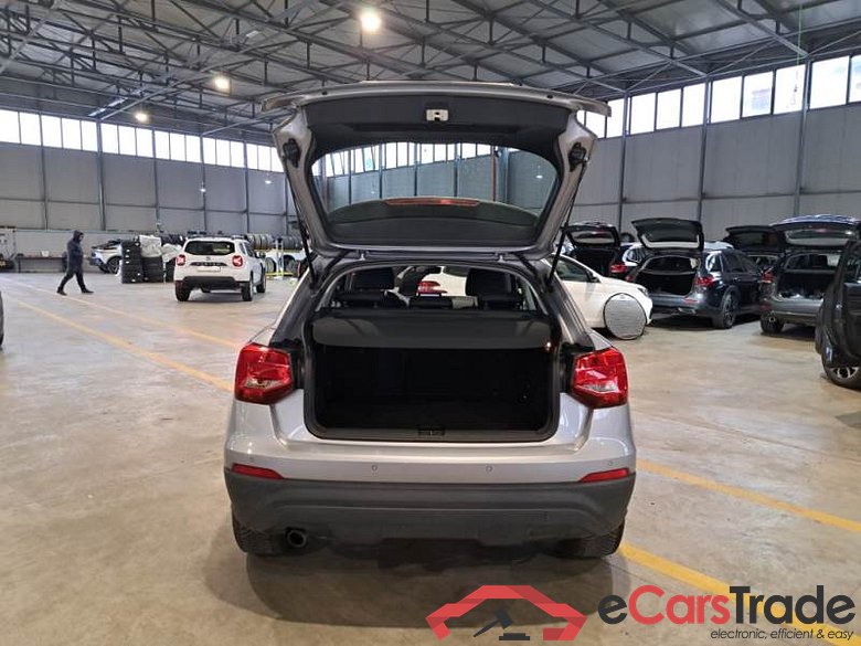 AUDI Q2 / 2016 / 5P / SUV 1.6 30 TDI BUSINESS S TRONIC #5