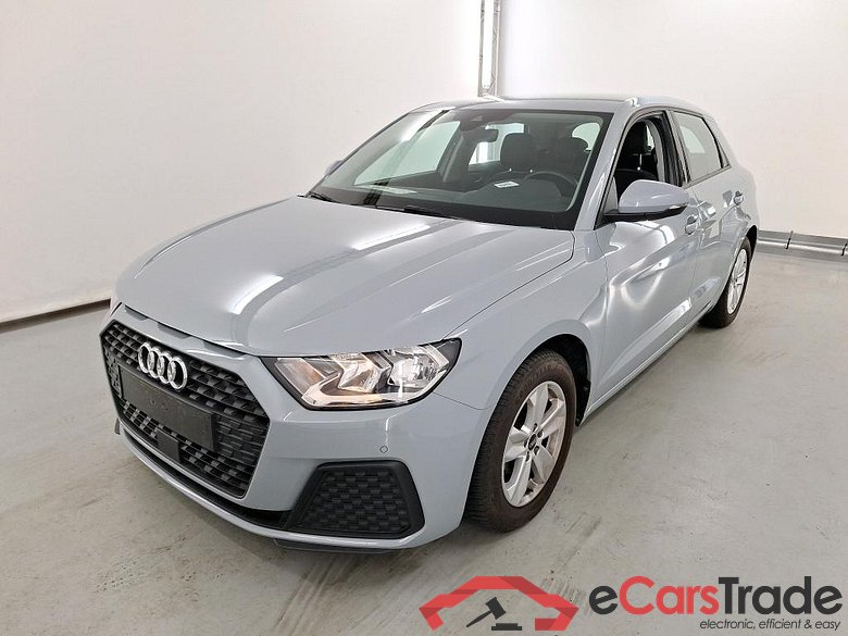 AUDI A1 1.0 25 TFSI ATTRACTION