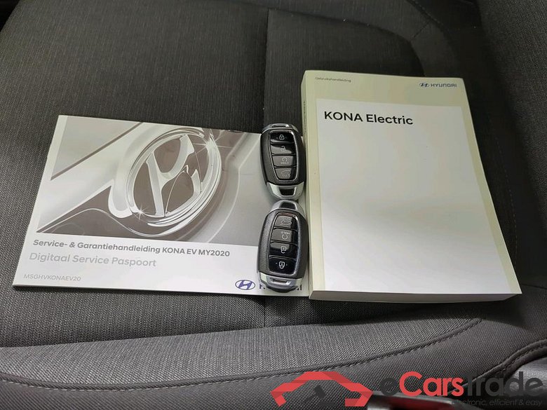 Hyundai KONA Comfort Electric 64 kWh 5d #4