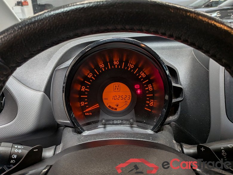 PEUGEOT 108 1.0 e-VTi Active #6