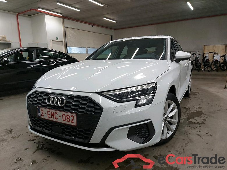 AUDI - AUD A3 SB 30 TDi 116PK Attraction Pack Platinum With Heated Sport Seats & Rear View Camera