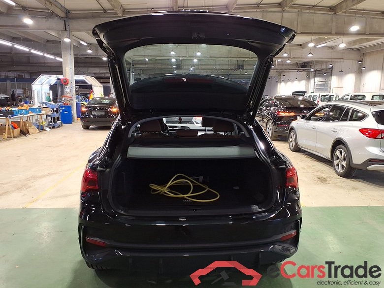 AUDI Q3 Sportback 1.4 45 TFSI E S TRONIC #3