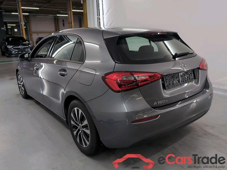 MERCEDES-BENZ A-CLASS 2.0 A 180 D BUSINESS SOLUTION ESSENTIAL #3