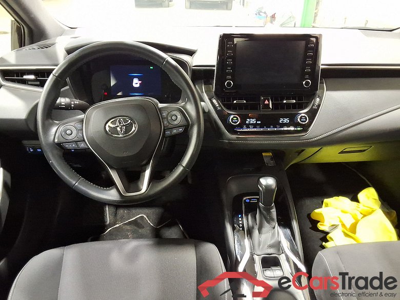 TOYOTA COROLLA 1.8 HYBRID DYNAMIC E-CVT #6