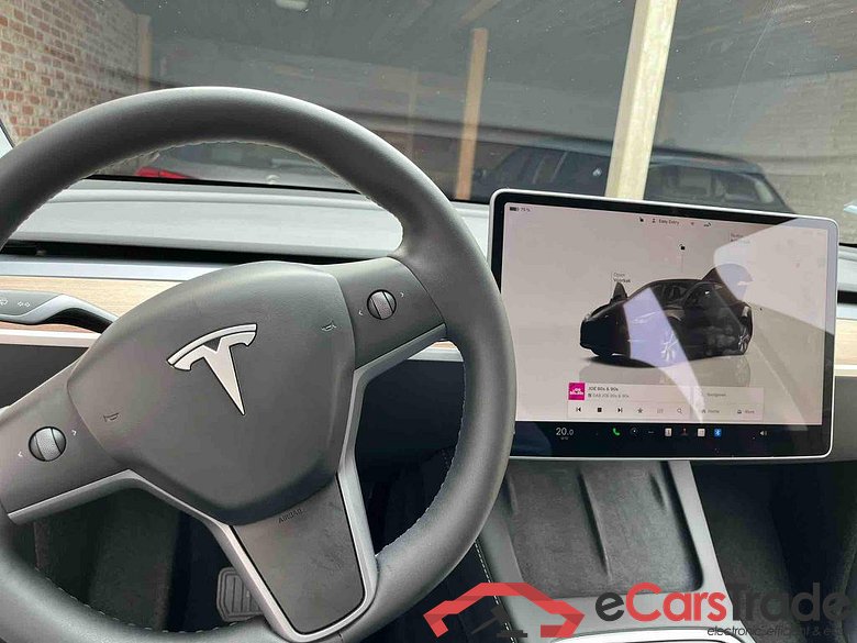 TESLA Model Y 72.5 kWh Dual Motor Performance (377 kW) #5