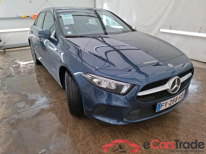 MERCEDES-BENZ Classe A Compact  2018  5P  Berline A 250 e Business Line 8GDCT #4