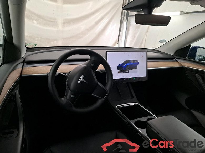 TESLA Model Y / 2020 / 5P / SUV Grand Autonomie Dual Motor AWD #6