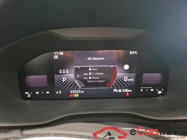 SKODA Karoq / 2022 / 5P / SUV 1.5 TSI 150ch ACT DSG7 Business #6