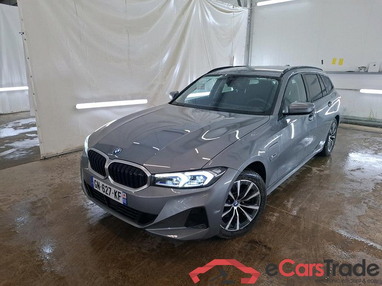 BMW Série 3 Touring / 2022 / 5P / Break 320e xDrive 204 Busi Design BVA8 Hybride