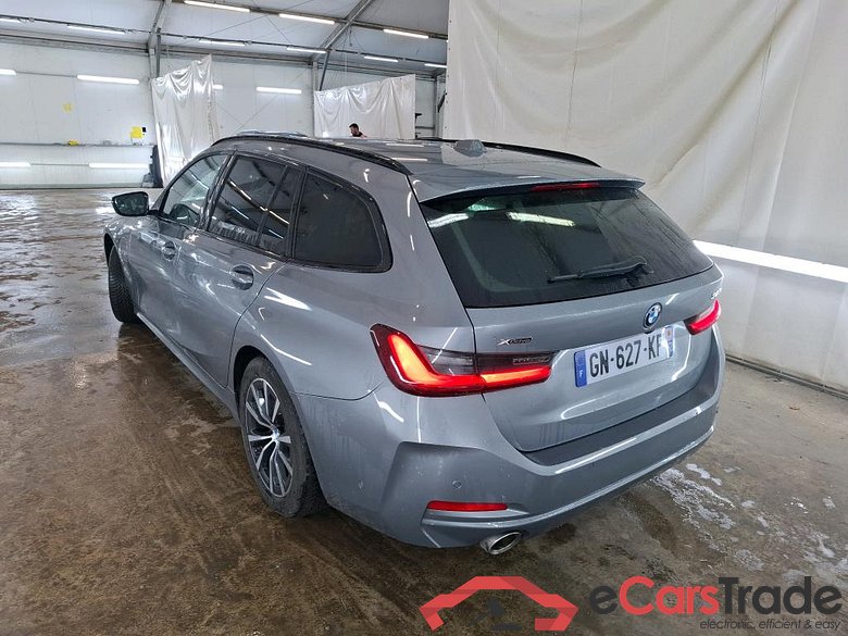 BMW Série 3 Touring / 2022 / 5P / Break 320e xDrive 204 Busi Design BVA8 Hybride #2