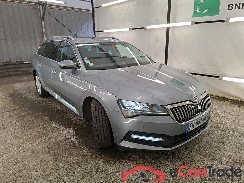 Superb Combi Business 1.6 TDI 120CV BVA7 E6 #4