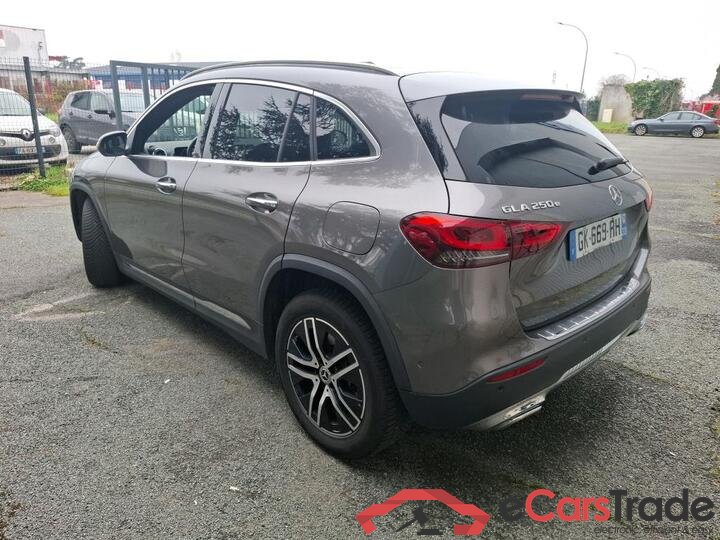 Mercedes GLA 250e Plug-In Hybrid Aut. Pano LED-MultiBeam Widescreen Ambient Navi 1/2 Sport-Leather KeylessGo Camera Klima PDC ... #4