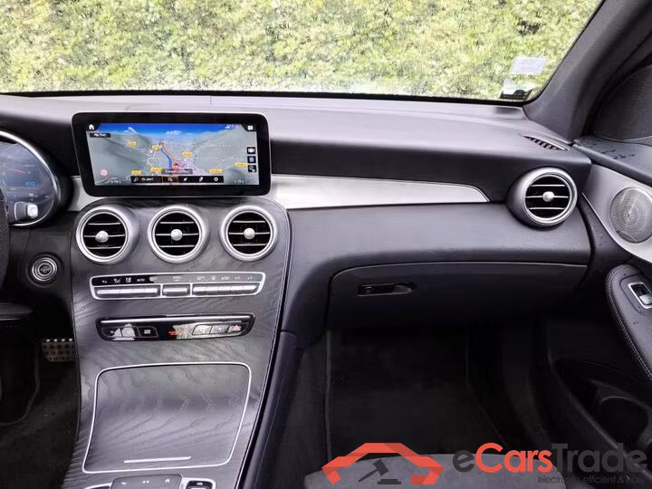 Mercedes GLC 300e Plug-In Hybrid AMG Night 4Matic Aut. Pano LED-MultiBeam Widescreen Burmester Navi 1/2 Sport-Leather-Alcantara KeylessGo Camera 360 Klima PDC ... #6