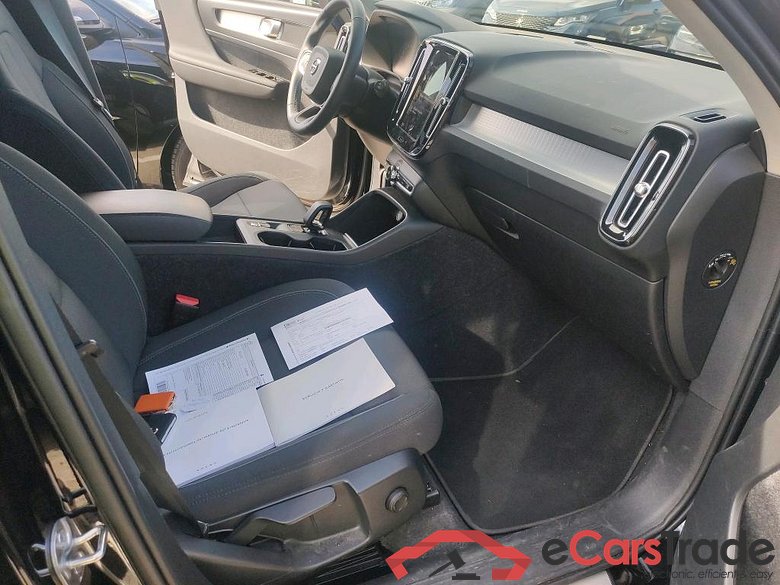 VOLVO XC40 / 2017 / 5P / todoterreno 1.5 T4 Twin Recharge Inscription Ex Auto #6