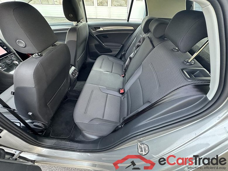 VOLKSWAGEN e-Golf e-Golf 100 kW (136 ch) 1 vitesse #6