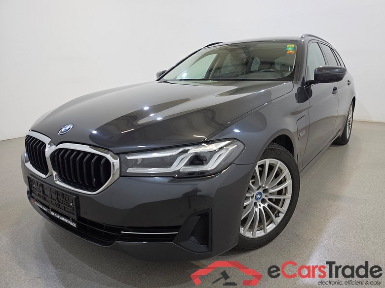 BMW 530e Plug-In Hybrid Aut. LED-Xenon LC-Pro Ambient Navi Sport-Leather KeylessGo Camera Klima PDC ... #1