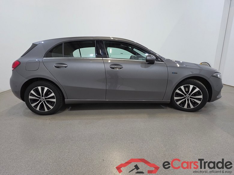 Mercedes A 250e Plug-In Hybrid Aut. LED-Xenon Widescreen Navi 1/2 Sport-Leather KeylessGo Camera Klima PDC ... #5