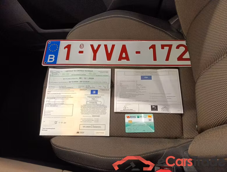 DS 7 Crossback 1.6 PureTech 180 Automatic Be Chic 5d #4