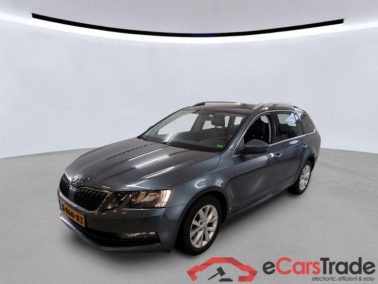 SKODA Octavia Combi 85 kW #1