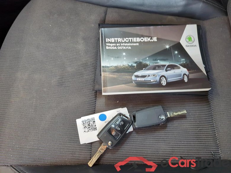 SKODA Octavia Combi 85 kW #6