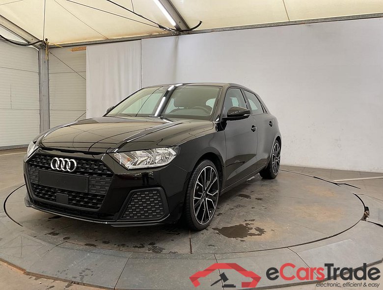 AUDI A1 Sportback Audi A1 Sportback Attraction 25 TFSI  70(95) kW(ch) 5 vitesses