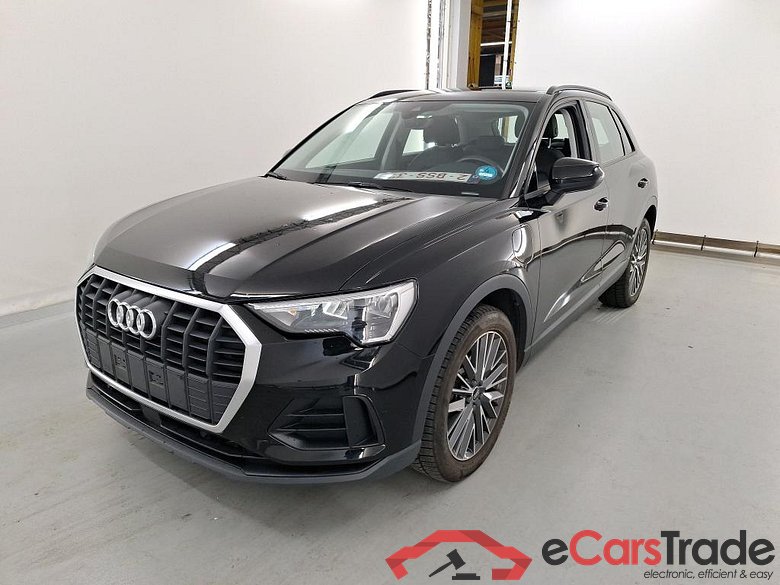 AUDI Q3 1.4 45 TFSI E S TRONIC #1