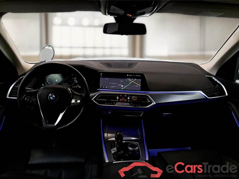 BMW X5 / 2018 / 5P / SUV xDrive 25d Business autom. #3