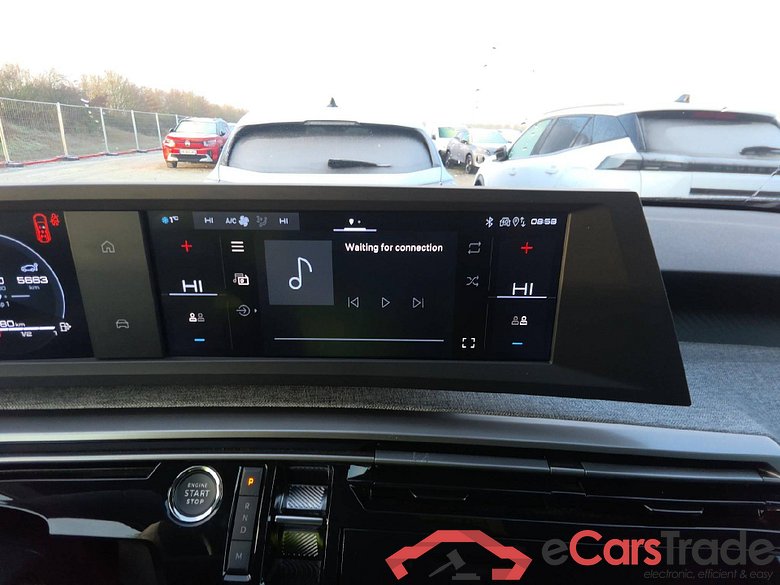 Peugeot 5008 Allure Hybrid 145 ch e-DCS6 #5