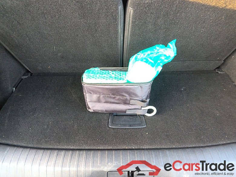 Peugeot 5008 Allure Hybrid 145 ch e-DCS6 #6