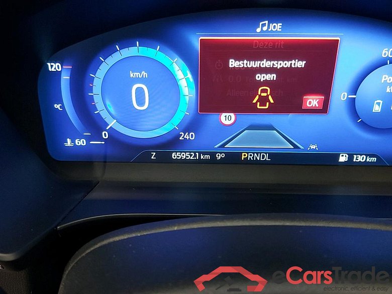 FORD - FOR KUGA FHEV 190PK Titanium Pack Driver Assistance & Winter & Towing Hook * HYBRID * #5