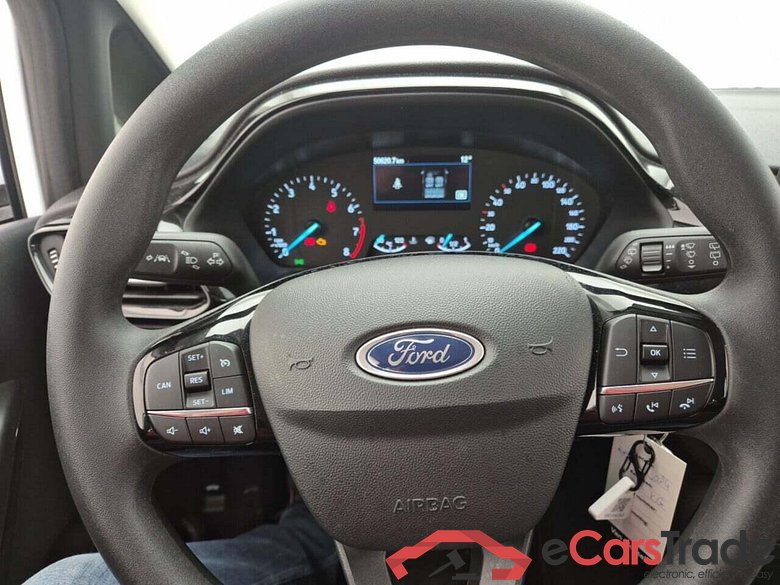FORD Fiesta 1.0 EcoBoost Titanium #4