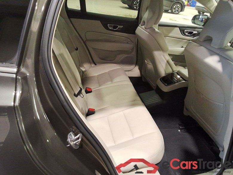 VOLVO V60 2.0 T6 PHEV INSCRIPTION AUTO 4WD #5