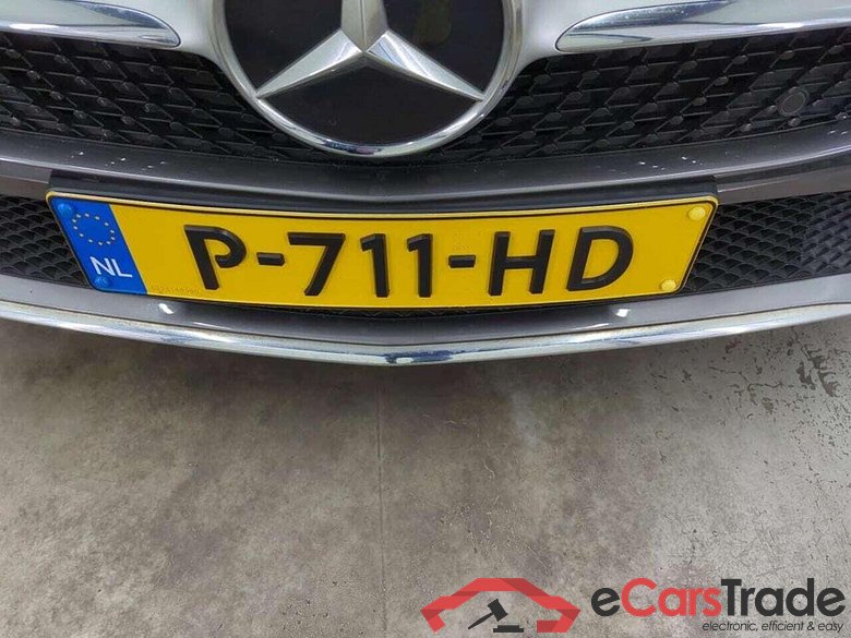 MERCEDES-BENZ CLA-klasse Shooting Brake 180 Bns Sol. Luxury #4