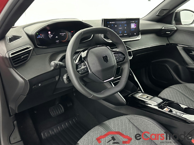 Peugeot 2008 Allure 1.2 Hybrid 145ch #6