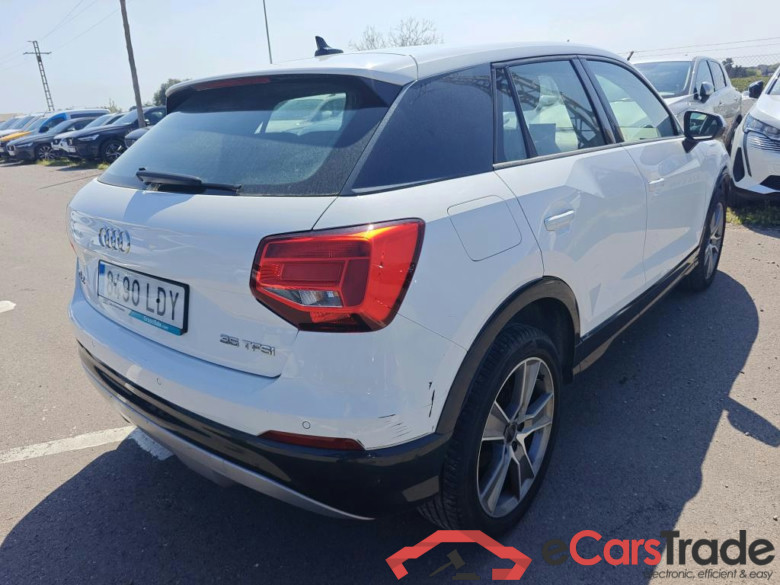 AUDI Q2 / 2016 / 5P / todoterreno Design 35 TFSI 110kW (150CV) S tronic #2